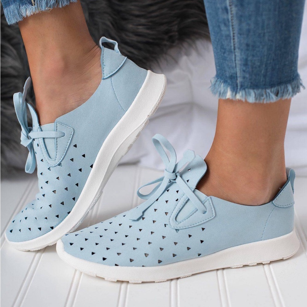 Not Rated Light Blue Cutout Sneakers - Sz 6